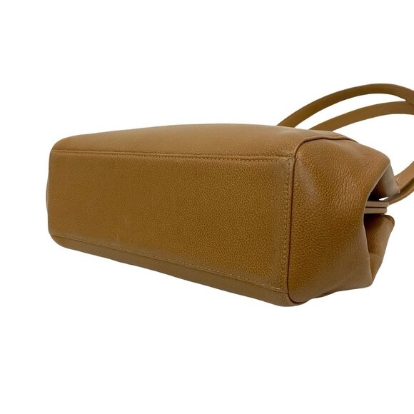 CHANEL Cream Caviar Leather Logo Shoulder Bag - Picture 8 of 10